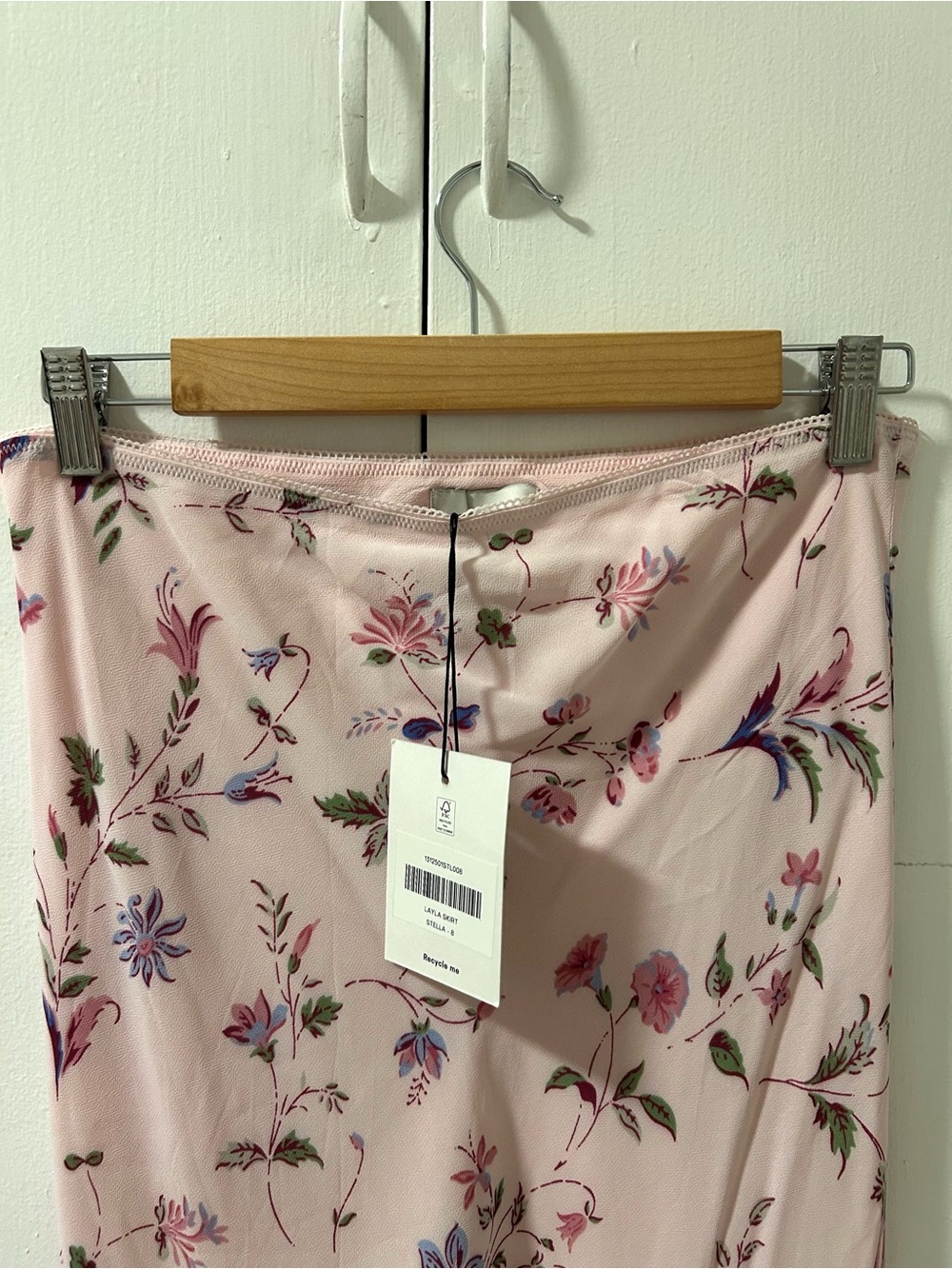 Reformation Laylah Skirt in Stella, Size 8 - NWT - Picture 6 of 6